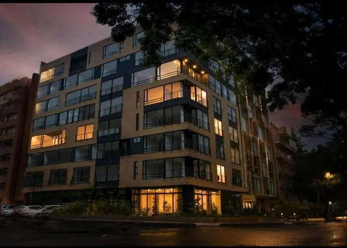 Chic Loft 701 Steps From El Virrey Park By Letoh