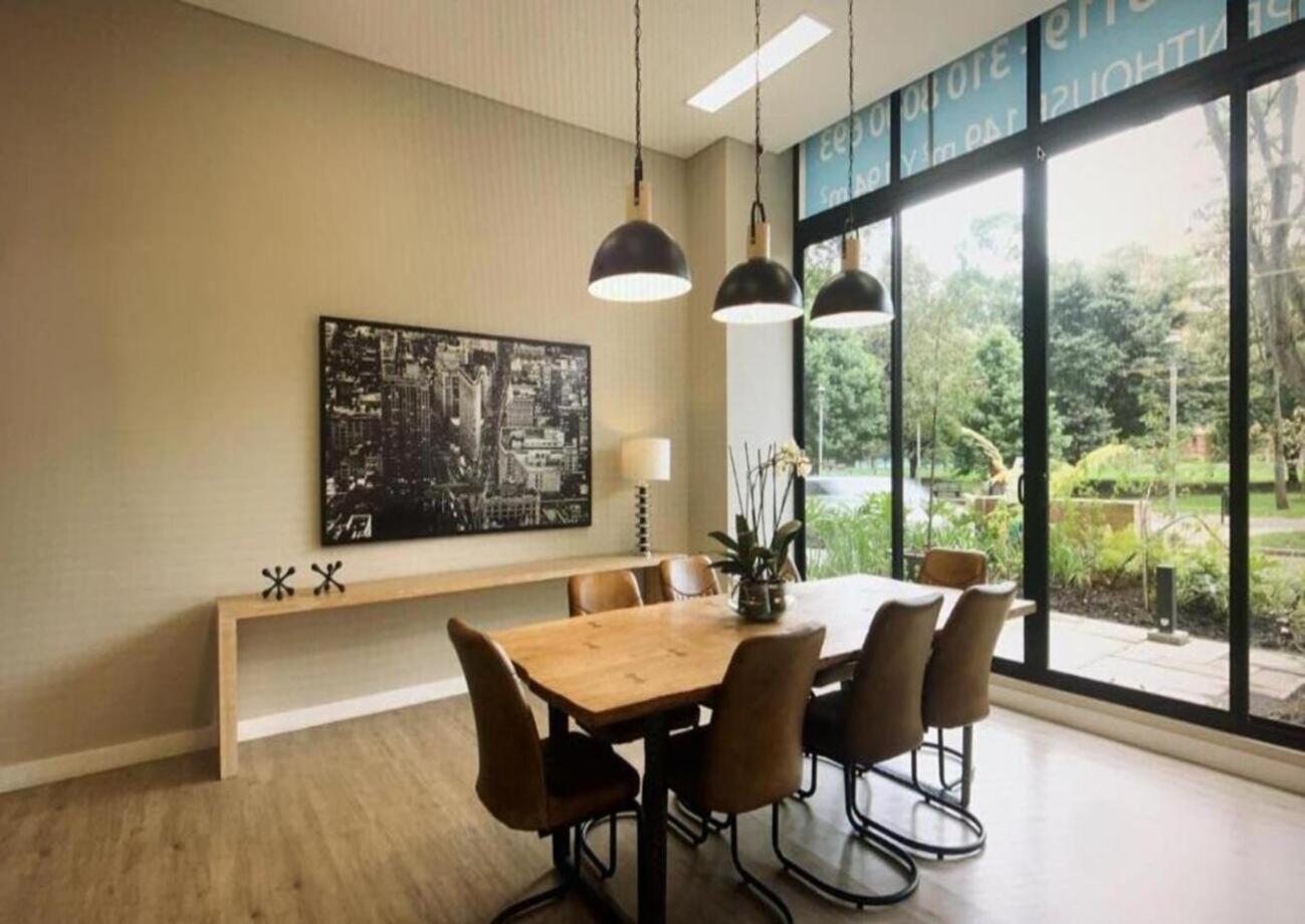Chic Loft 701 Steps From El Virrey Park By Letoh Apartment Bogotá