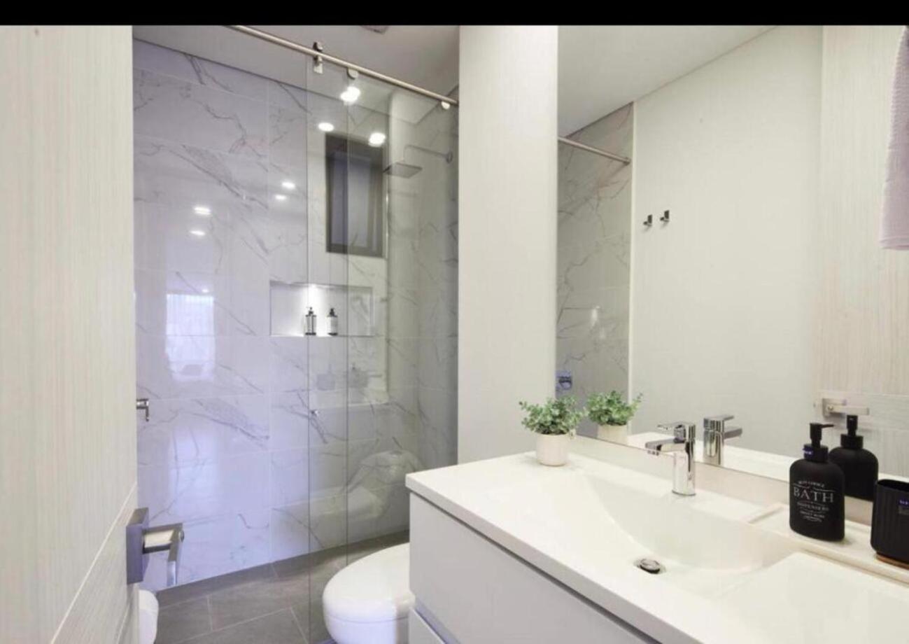 Chic Loft 701 Steps From El Virrey Park By Letoh Apartment Bogotá